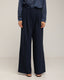 Pantalon de vestir corte recto con pinzas, amplio, y bolsiilos.