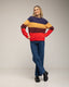 Jersey de cuello redondo con lana y franjas de colores.