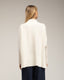 Jersey oversize con textura de rayas y cuadros.