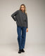 Camiseta oversize con cortes transversales y verticales. - Tantra Spain