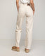Jeans de tiro alto con bolsillos delateros y detalle de botones. - Tantra Spain