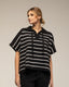 Jersey de punto oversize de rayas de manga corta con con cuello y cierre de tiras - Tantra Spain