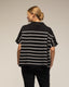 Jersey de punto oversize de rayas de manga corta con con cuello y cierre de tiras - Tantra Spain