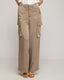 Pantalon de raso, tipo cargo con bolsillos y corte recto. - Tantra Spain