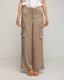 Pantalon de raso, tipo cargo con bolsillos y corte recto. - Tantra Spain