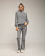 Sudadera efecto desgastado con detallles de strass. - Tantra Spain