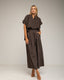 Top oversize de manga corta con pliegues en los hombro. - Tantra Spain