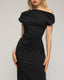 Vestido largo entallado con cuello asimetrico y detalle de flor en la cintura - Tantra Spain