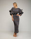 Vestido maxi estampado plisado con volantes en las mangas y cinturón. - Tantra Spain
