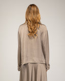 Blusa tipo chaqueta con cierre japones con seda