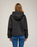 Chaqueta corta oversize, reversible,  impermeable y con capucha desmontable