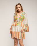 Vestido corto con bordados fluor y lentejuelas, manga larga con volante, cintura ajustable - Tantra Spain