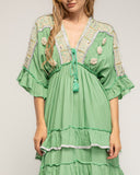 Vestido maxi con bordados de crochet y detalles de espejos, Volantes, manga francesa y ajustable a la cintura - Tantra Spain