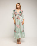 Vestido maxi con manga francesa con volante, tye dye, bordados y lentejuelas y escote pico - Tantra Spain