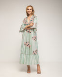 Vestido maxi con manga francesa con volante, tye dye, bordados y lentejuelas y escote pico - Tantra Spain