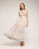 Vestido maxi sin mangas con bordados fluor y pedrería, cintura ajustable y detalle de pompones - Tantra Spain