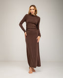 Long fine-knit cashmere dress with a boat neck, pleats at the sides and in the sleeves