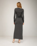 Long fine-knit cashmere dress with a boat neck, pleats at the sides and in the sleeves