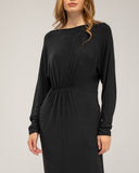 Fine knit dress with cashmere, round neck, batwing sleeves, hidden pockets and elastic on one side