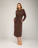 Vestido de punto fino con cashmere, cuello redondo,manga murciélago,  bolsillos ocultos  y elástico a un lado