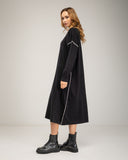Vestido de punto fino oversize con ribete bicolor en manga, costado y cuello