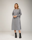 Vestido de punto fino oversize con ribete bicolor en manga, costado y cuello