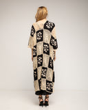 Chaqueta larga de crochet bicolor con bordados - Tantra Spain