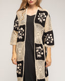 Chaqueta larga de crochet bicolor con bordados - Tantra Spain
