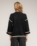 Jersey de punto fino con detalle de pespunte en negro en los laterales mangas y bajo - Tantra Spain