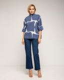 Jersey de punto fino estampado geometrico con manga francesa y detalle de boton - Tantra Spain