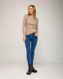 Fine-knit wool sweater with crew neck and ribbed detailing
