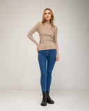 Fine-knit wool sweater with crew neck and ribbed detailing