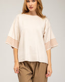 Jersey de punto fino oversize con manga francesa y detalle de rayas en la manga