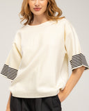 Jersey de punto fino oversize con manga francesa y detalle de rayas en la manga