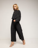 Set de pantalón con cintura elástica y camisa de manga murciélago, estilo oversize con botones dorados - Tantra Spain