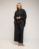 Set de pantalón con cintura elástica y camisa de manga murciélago, estilo oversize con botones dorados - Tantra Spain