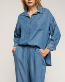 Set de pantalón de tencel  con cintura elástica en la parte de atrás  y camisa con bolsillo  - Tantra Spain