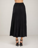 Pleated fine-knit midi skirt with elastic waist