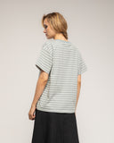 Camiseta de rayas gruesas con pequeño parche - Tantra Spain