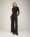 Fine knit top with boat neck and long sleeves