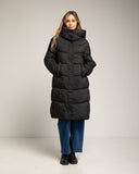 Abrigo acolchado con capucha no desmontable. Black. - Tantra Spain