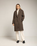 Abrigo con lana con solapas, cierre de boton. Brown. - Tantra Spain