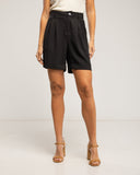 Bermudas con pinzas, bolsillos y cinturón (BLACK) - Tantra Spain