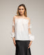 Blusa de gasa con mangas y hombros de tul y detalles de encaje. (WHITE) - Tantra Spain
