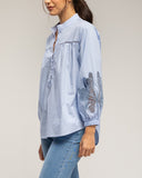 Camisa con cuello mao, detalle de vainica y bordados decorativos en las mangas - Tantra Spain