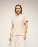 camiseta con detalle bordado en los hombros (Beige) - Tantra Spain