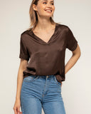 camiseta de manga corta seda cuello pico (Brown) - Tantra Spain