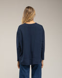 Camiseta oversize con cortes transversales y verticales. - Tantra Spain