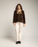 Chaqueta de pelo sintetico con capucha. Brown. - Tantra Spain