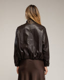 Chaqueta de polipiel amplia con doble botonadura, cierre de cuello con hebilla (MARRON) - Tantra Spain